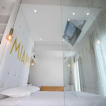 Ξενοδοχείο Miami Μπελάρια-Ιτζέα Μαρίνα