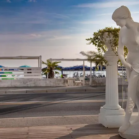 Miami 4* Μπελάρια-Ιτζέα Μαρίνα