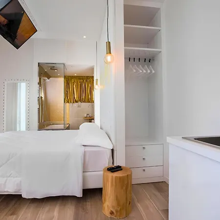 Miami Hotel